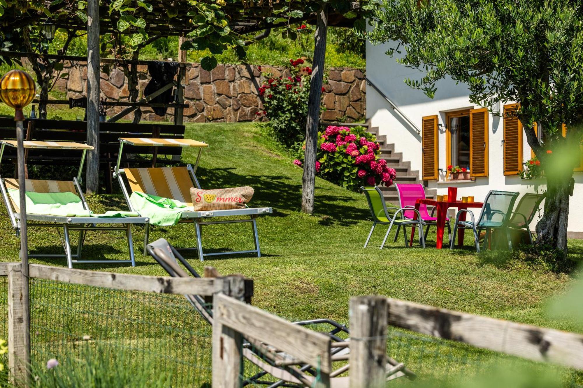 Ferienwohnung Weinhof Kager Missian Exterior foto